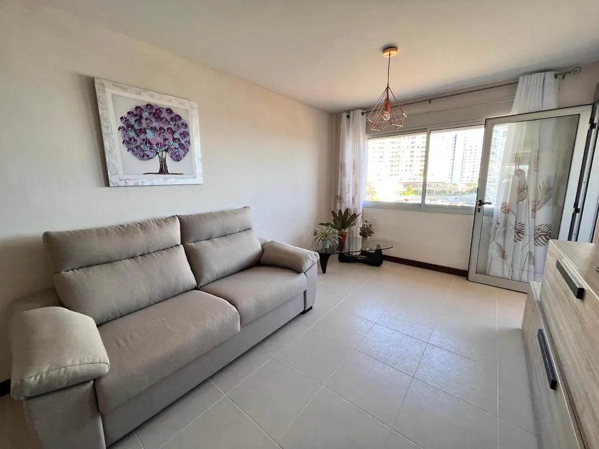 Seaview Paradise Hard Rock Apartment أذيخي